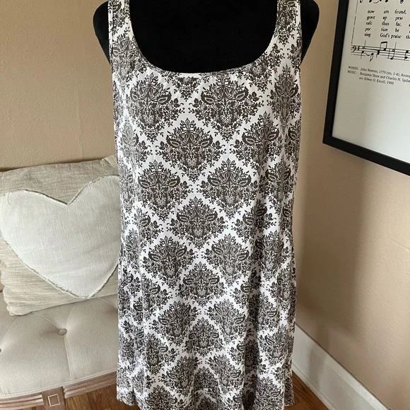 Tommy Bahama Brown and White swimsuit/cover up set. Size 16 NWOT - Picture 8 of 10